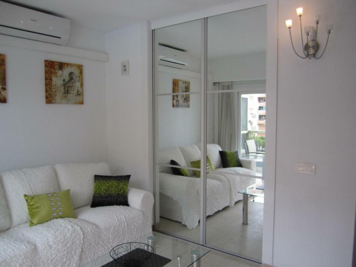 Hotel Apartamento Pyr Fuengirola Private Sunny Pool Side 외부 사진